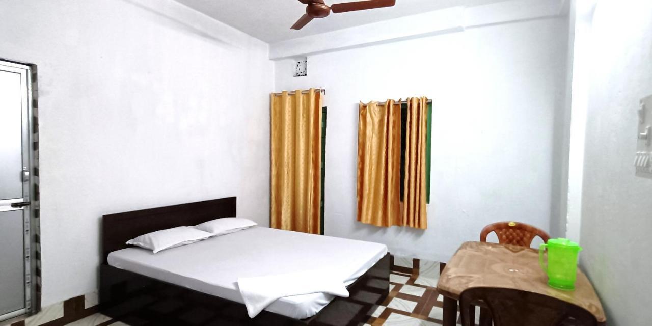 Bagdogra Home Stay - Near Airport Eksteriør billede